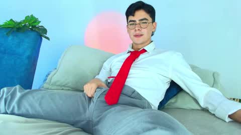 Snapshot of camilo_xcam chatting on 7, 11, 2025 CAMILO online show from 7, 11, 2025