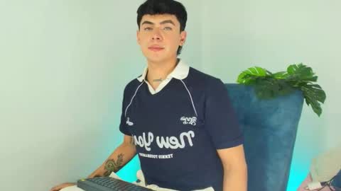 Snapshot of camilo_xcam chatting on 2, 12, 2025 CAMILO online show from 2, 12, 2025