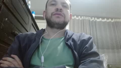 Snapshot of camiloking17 chatting on 19, 12, 2024 camilo online show from 19, 12, 2024