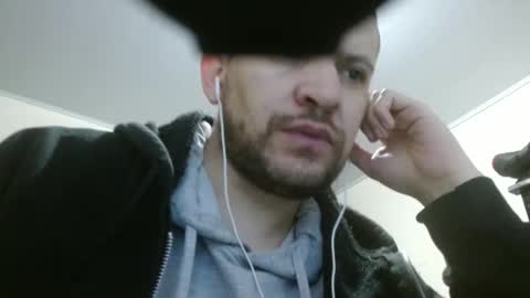 Snapshot of camiloking17 chatting on 19, 2, 2025 camilo online show from 19, 2, 2025