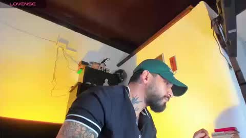 Snapshot of camilomayer chatting on 12, 9, 2025 Camilo online show from 12, 9, 2025