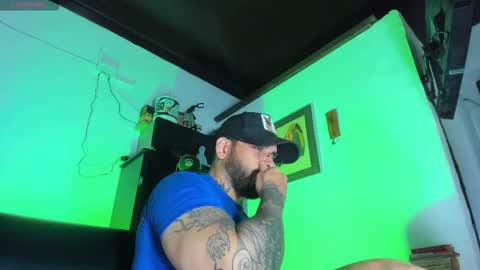 Snapshot of camilomayer chatting on 28, 9, 2025 Camilo online show from 28, 9, 2025