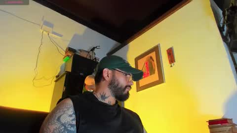 Snapshot of camilomayer chatting on 4, 11, 2025 Camilo online show from 4, 11, 2025