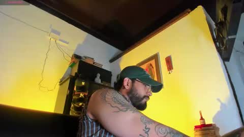 Snapshot of camilomayer chatting on 15, 12, 2025 Camilo online show from 15, 12, 2025