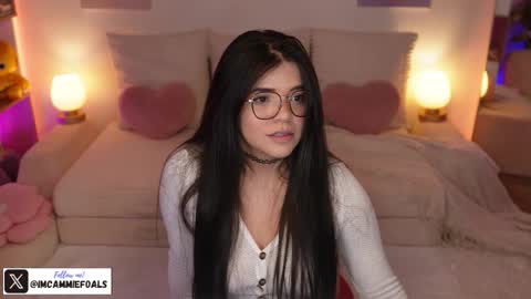 Snapshot of cammiefoalss chatting on 17, 2, 2026 Lets reach 200 thumbs up online show from 17, 2, 2026