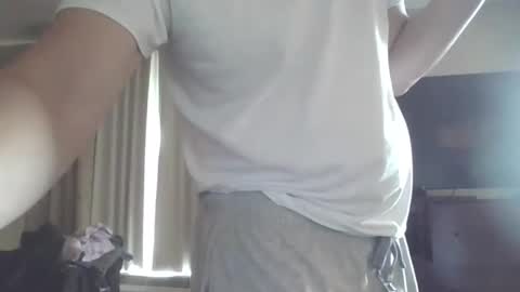 Snapshot of cammyman6900 chatting on 9, 9, 2025 cammyman6900 online show from 9, 9, 2025