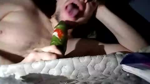 Snapshot of campbell773k200102 chatting on 12, 11, 2025 campbell773k200102 online show from 12, 11, 2025