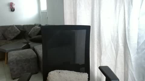 Snapshot of candacesxhot chatting on 28, 11, 2025 cumorsmooke online show from 28, 11, 2025