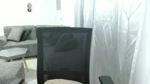 Snapshot of candacesxhot chatting on 3, 12, 2025 cumorsmooke online show from 3, 12, 2025