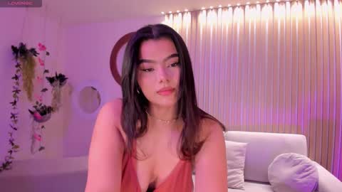 Snapshot of candaserussell chatting on 13, 10, 2025 Candanse R online show from 13, 10, 2025