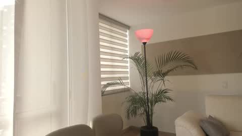 candelariia_ online show from 16, 9, 2025