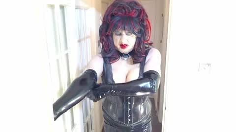Snapshot of candi_smokes chatting on 21, 4, 2026 candi smokes online show from 21, 4, 2026