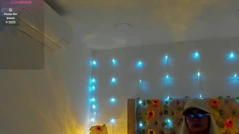 Snapshot of candiegilson__ chatting on 7, 3, 2025 Candie online show from 7, 3, 2025