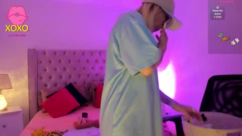 Snapshot of candiegilson__ chatting on 13, 11, 2025 Candie online show from 13, 11, 2025