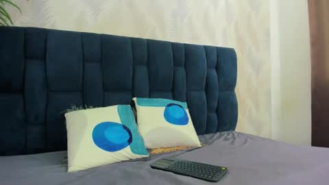 candise online show from 12, 10, 2025