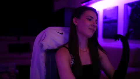Candy Storm online show from 27, 5, 2026