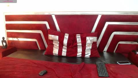 Snapshot of candy_bony chatting on 13, 12, 2024 candy_bony online show from 13, 12, 2024