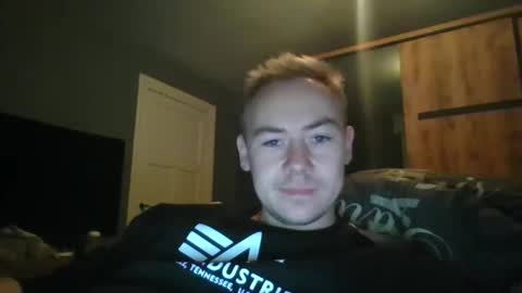 candy_boy_xoxo online show from 30, 11, 2025