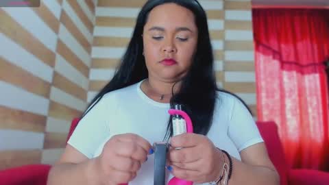 Snapshot of candy_browm1 chatting on 21, 10, 2025 Candy Brown online show from 21, 10, 2025