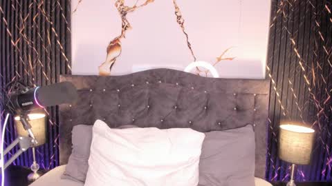 CamilaInstagram candy canne  Pvt open online show from 30, 3, 2026