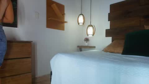 Jolie online show from 15, 4, 2026