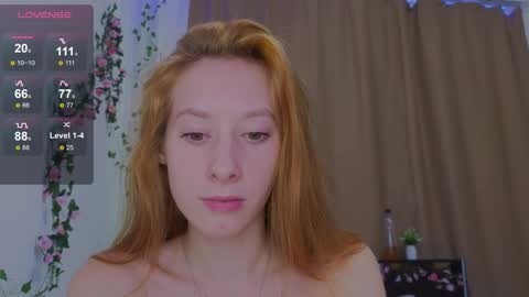 Snapshot of candy_flosse chatting on 24, 9, 2025 candy_flosse online show from 24, 9, 2025