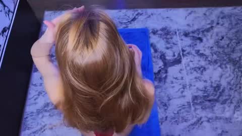 Snapshot of candy_flosse chatting on 29, 10, 2025 candy_flosse online show from 29, 10, 2025