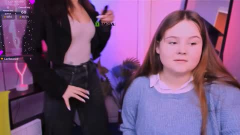 candy flossie1 online show from 5, 12, 2025