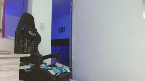 Snapshot of candy_giuliana21 chatting on 13, 6, 2026 candy_giuliana21 online show from 13, 6, 2026