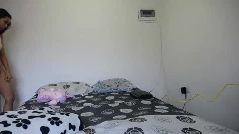 Snapshot of candy_grey28 chatting on 20, 11, 2025 Candy Grey online show from 20, 11, 2025