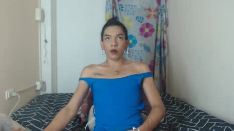 Snapshot of candy_hot_trans chatting on 18, 1, 2025 candy_hot_trans online show from 18, 1, 2025