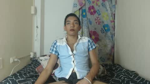 Snapshot of candy_hot_trans chatting on 21, 1, 2025 candy_hot_trans online show from 21, 1, 2025