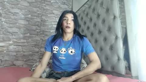 Snapshot of candy_hot_trans chatting on 28, 9, 2025 candy_hot_trans online show from 28, 9, 2025