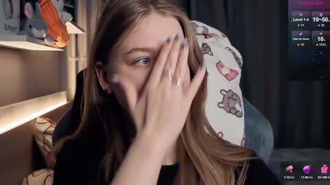 Snapshot of candy_meggie chatting on 26, 1, 2025 Megan online show from 26, 1, 2025