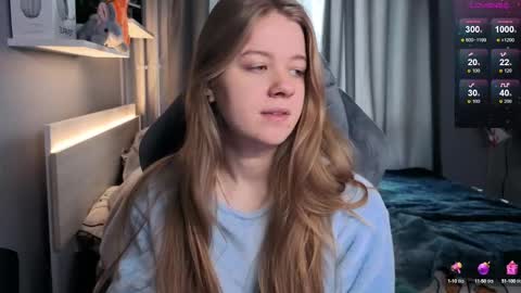 Snapshot of candy_meggie chatting on 7, 3, 2025 Megan online show from 7, 3, 2025