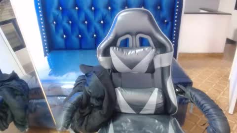 Hi Stream 800am to 200pm online show from 27, 2, 2026