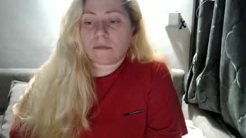 Snapshot of candycream74 chatting on 9, 2, 2025 Laura online show from 9, 2, 2025