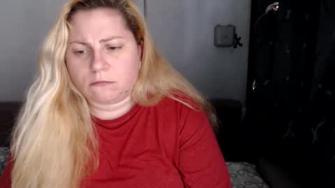Snapshot of candycream74 chatting on 11, 2, 2025 Laura online show from 11, 2, 2025