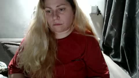 Snapshot of candycream74 chatting on 25, 2, 2025 Laura online show from 25, 2, 2025