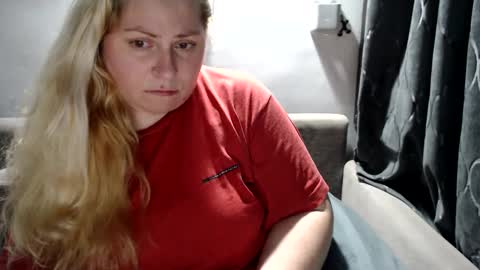 Snapshot of candycream74 chatting on 27, 2, 2025 Laura online show from 27, 2, 2025