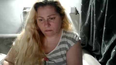 Snapshot of candycream74 chatting on 3, 3, 2025 Laura online show from 3, 3, 2025