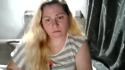 Snapshot of candycream74 chatting on 6, 3, 2025 Laura online show from 6, 3, 2025