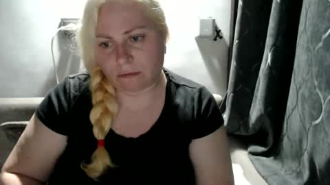 Snapshot of candycream74 chatting on 8, 3, 2025 Laura online show from 8, 3, 2025