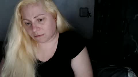 Snapshot of candycream74 chatting on 9, 3, 2025 Laura online show from 9, 3, 2025