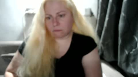 Snapshot of candycream74 chatting on 9, 3, 2025 Laura online show from 9, 3, 2025