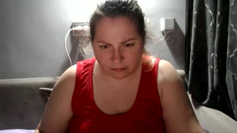 Snapshot of candycream74 chatting on 10, 9, 2025 Laura online show from 10, 9, 2025