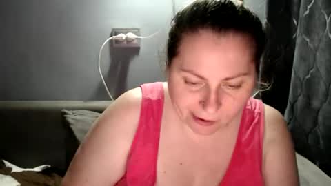 Snapshot of candycream74 chatting on 3, 10, 2025 Laura online show from 3, 10, 2025