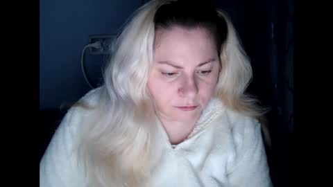 Snapshot of candycream74 chatting on 7, 10, 2025 Laura online show from 7, 10, 2025