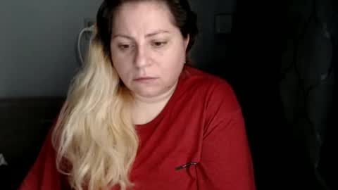 Snapshot of candycream74 chatting on 22, 10, 2025 Laura online show from 22, 10, 2025