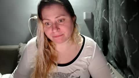 Snapshot of candycream74 chatting on 1, 11, 2025 Laura online show from 1, 11, 2025